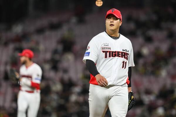 '정해영·조상우' 손잡고 무너지다니…비상 걸린 KIA, 그래서 '대투수' 양현종의 부활이 더 절실하다