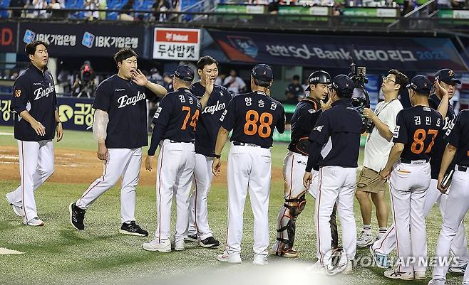 프로야구 한화 구단도, 김경문 감독도 단일시즌 최다승 도전