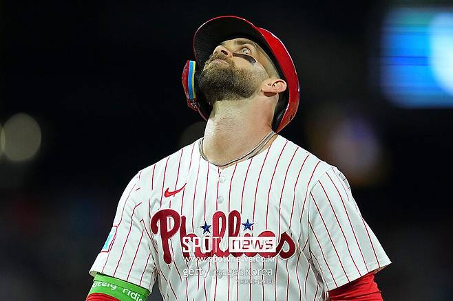 MLB 역사에 남을 경기가 나왔다…'홈런 5개 맞고 삼진 16개 당한 팀' 5점 차 뒤집고 역전승