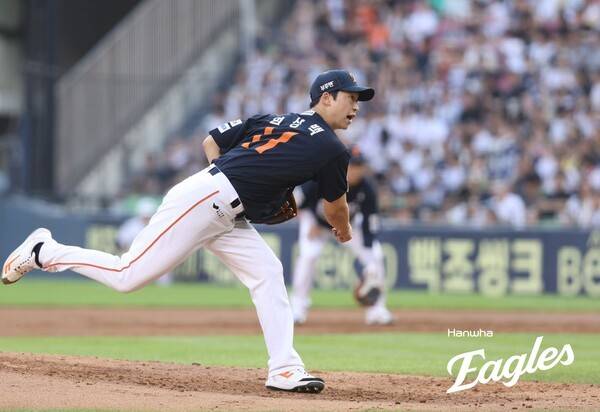 선발도 NO, 불펜도 NO '이제 뭐 할래?' 엄상백, 패전조마저 불안...한화, 78억 공중분해 위기