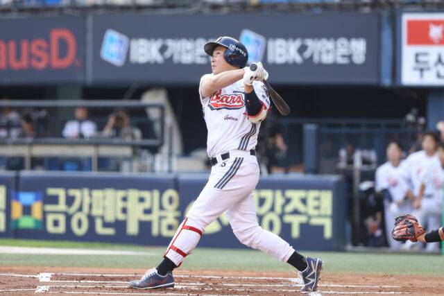 '1위·1위·1위·1위' 최강 폰세와 맞붙는 두산…