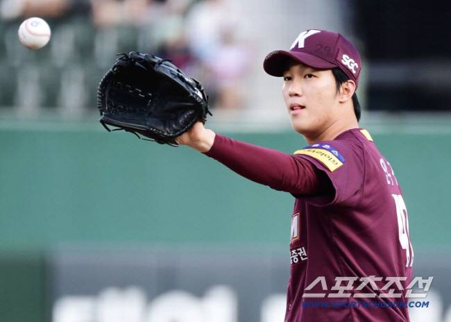 '와 156㎞' 국내 원톱의 귀환, 이러면 2026년 WBC 모른다?…토미존 수술 여파는 없다