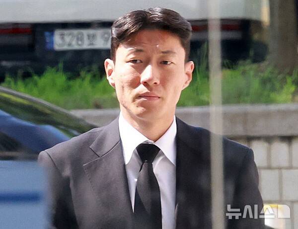 대굴욕! '불법 촬영 혐의' 황의조, 끝내 울먹...