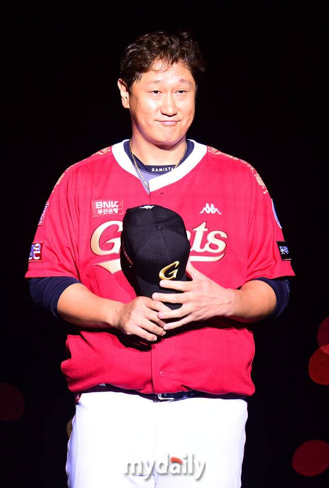 '5G 연속 홈런' 또 최초! ML 124년 역사상, 오타니가 유일…이제 '조선의 4번 타자' 이대호에 도전한다