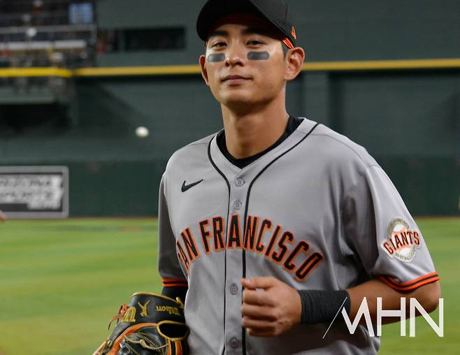'이정후 어떡해!' 샌프란시스코, KBO '역수출 신화' 켈리 영입후보 급부상…美 언론 전망