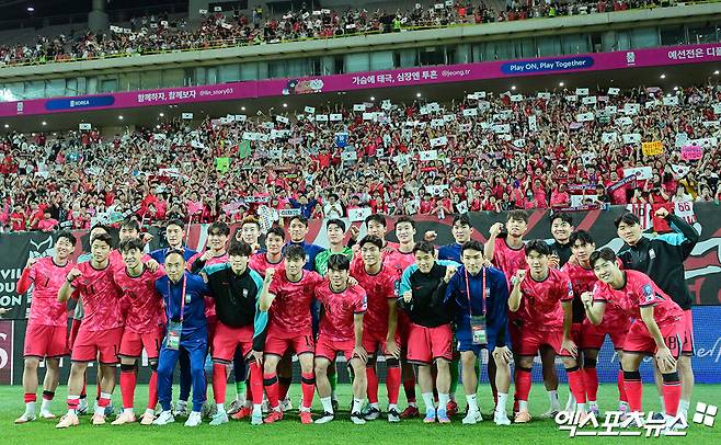 홍명보호, 하늘이 돕는다!…2026 월드컵 조추첨 '한국 최초' 2그룹 유력→32강 넘어 16강 겨룰 만하다