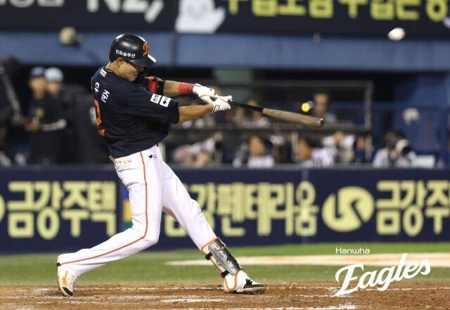 '류현진 승리 도울까' 한화 선발 라인업 공개! 이진영 톱타자, '2안타→2안타' 황영묵 7번 배치…심우준 복귀 [MD대전]
