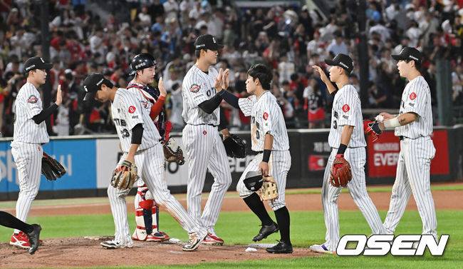 100만 관중 돌파! 롯데 파죽의 4연승, 3위 굳히기…