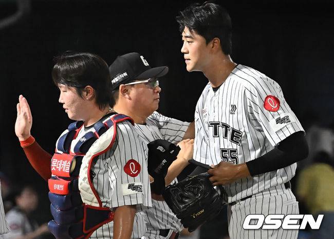 100만 관중 돌파! 롯데 파죽의 4연승, 3위 굳히기…