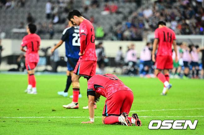 “정말 한일전 맞나? 충격 받아” 日기자도 한국축구 투지실종 지적...이러니까 한일전 3연패 하지