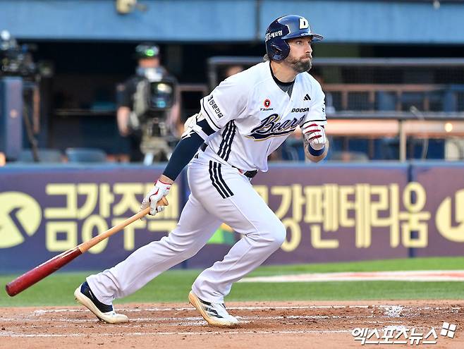한화도 웃었다! '0-5→3-5→6-5→6-6→9-6' 두산, 난타전 끝 LG 7연승 저지…양의지 8년 연속 100안타 [잠실:스코어]