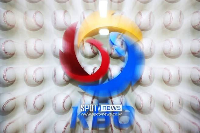 KIA가 먼저 승부를 걸고 빠져 나갔다… 그런데 이게 끝 아니다? 트레이드 시장 북적인다