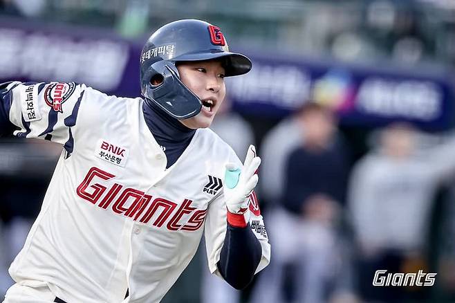 '이런 팀 아니었는데...' 2025 롯데표 화수분 야구는 '진행 중'