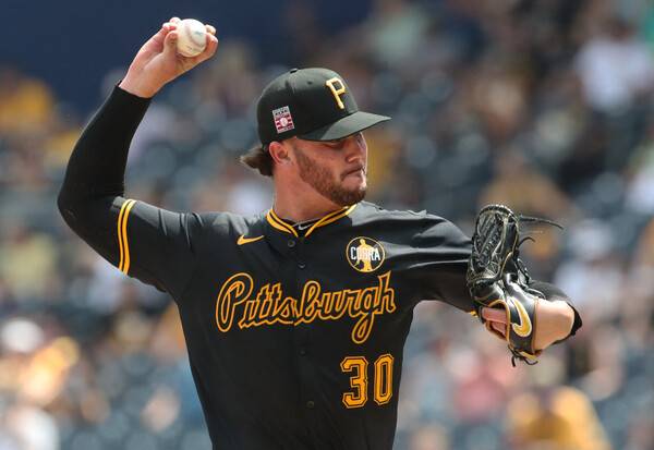 MLB 유일 1점대 평균 자책점, 미친 광속구…사상 최초 '한 자릿수 승' 사이영상 해내나