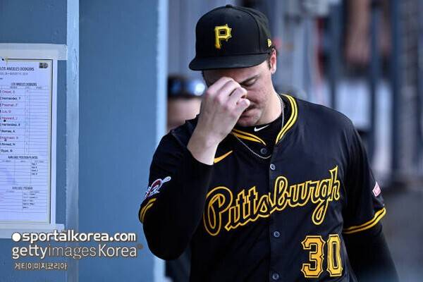 제2의 류현진? 7월 평균자책점 0.67, 그런데 6승 8패...'괴물' 투수의 유일한 옥에 '팀'