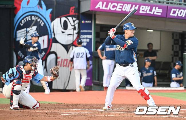 '볼넷-폭투-실책' 우당탕탕 낙동강 더비, 롯데가 어찌저찌 6연승 달성...손호영 투런포+3타점, NC 트레이드 이적생 무안타 [부산 리뷰]