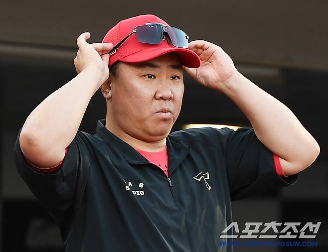 '2군 투수' 받으려고 '1군 타자' 보내야 했던 꽃범호의 진심 → 결국 야구는 투수놀음