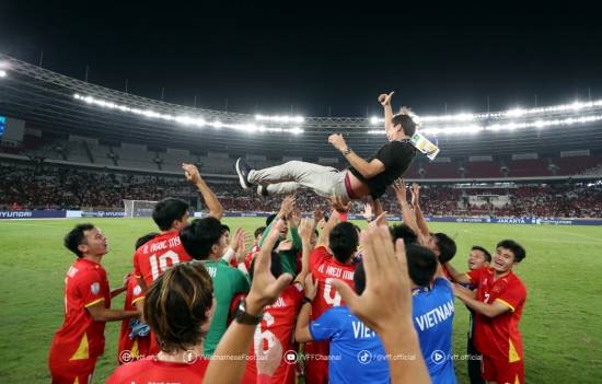 '김상식 매직' 초대박→박항서도 못한 베트남 축구 새 역사 달성…인니 꺾고 동남아 U-23 3연패 달성