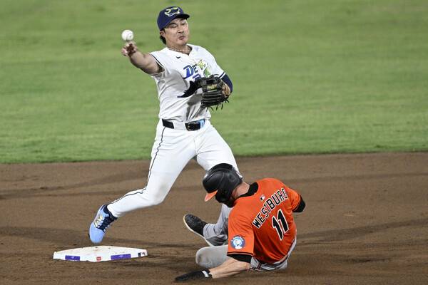 부상이 반전? 김하성, MLB의 상징 뉴욕 양키스 유니폼 입게 되나