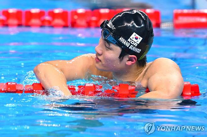 황선우, 세계선수권 자유형 100ｍ 준결승 13위로 결승행 무산