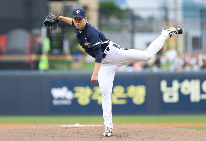KIA 연장 11회 무사 만루서 이럴수가... '통한의 투수 실책 또 실책' 혈투 끝에 두산과 2:2 무승부 '7연패 탈출은 다음 기회로' [광주 현장리뷰]