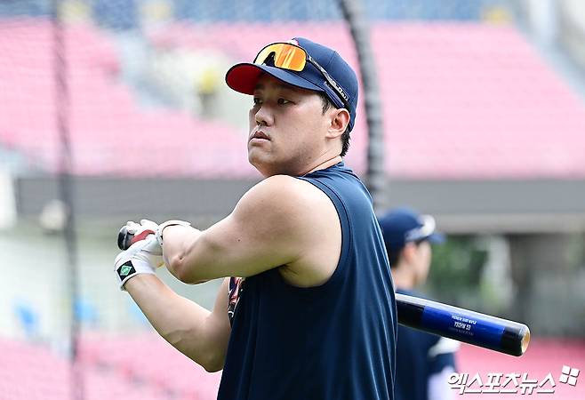 '78억 거포' 이대로 외면? 한때 초대형 트레이드 주인공, 1루 주전 차지하나