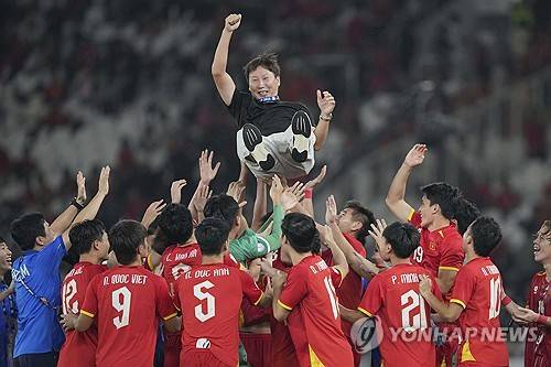 韓 축구 비상! 인도네시아 U-23 대표팀도 대규모 귀화 추진…