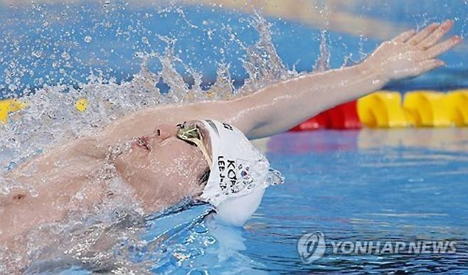 이주호 해냈다! 세계수영선수권 男 배영 200m 한국신기록+아시아 1위…결승행은 0.06초 뒤져 아깝게 무산 [싱가포르 현장]