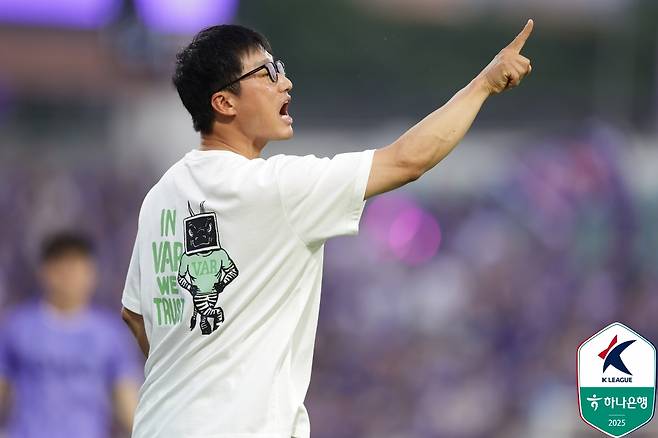 韓 축구 역사상 이런 지략가 있었나, 국가대표도 “재밌다” 반응…팀 K리그에 퍼진 ‘이정효 신드롬’