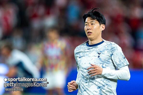 韓 축구 초대박! 손흥민 이적 늦어지는 이유 있었다…미국·사우디 아닌 아탈란타행 '급선회'
