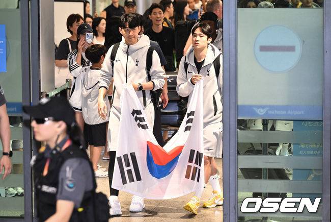 “SON 앞날에 행운을 빌게” 토트넘, 손흥민 이적요청 승인…올 여름 떠난다