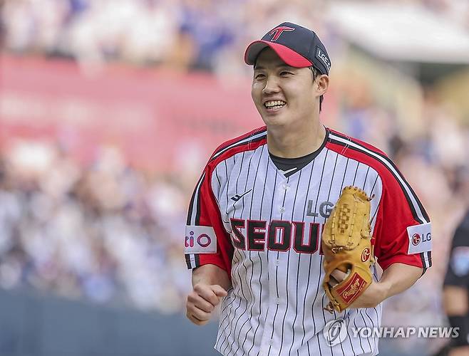 '사자 사냥꾼' 임찬규…LG, 4연승 거두며 1위 한화 1게임차 추격