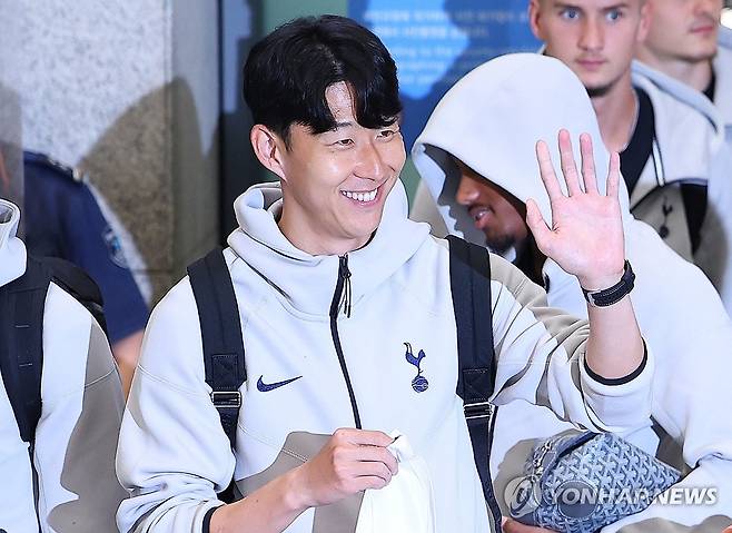손흥민, 한국투어 하루 전 날벼락! 오피셜급 폭로 터졌다…