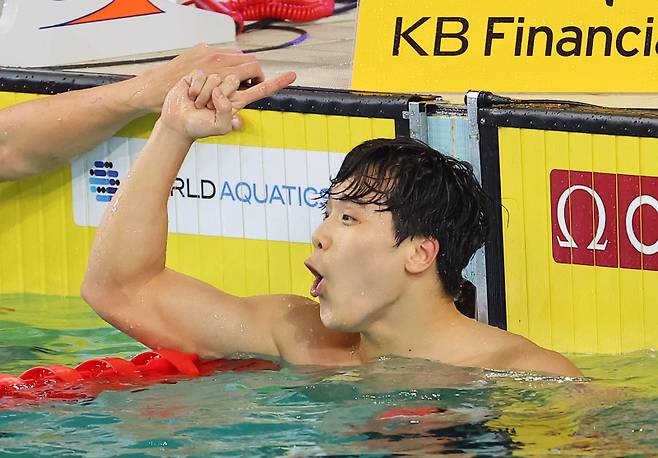 한국 선수 최초 세계선수권 자유형 50m 결승행...지유찬,