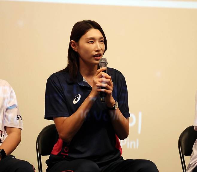컴백! 김연경 귀환...흥국생명도, 팬들도
