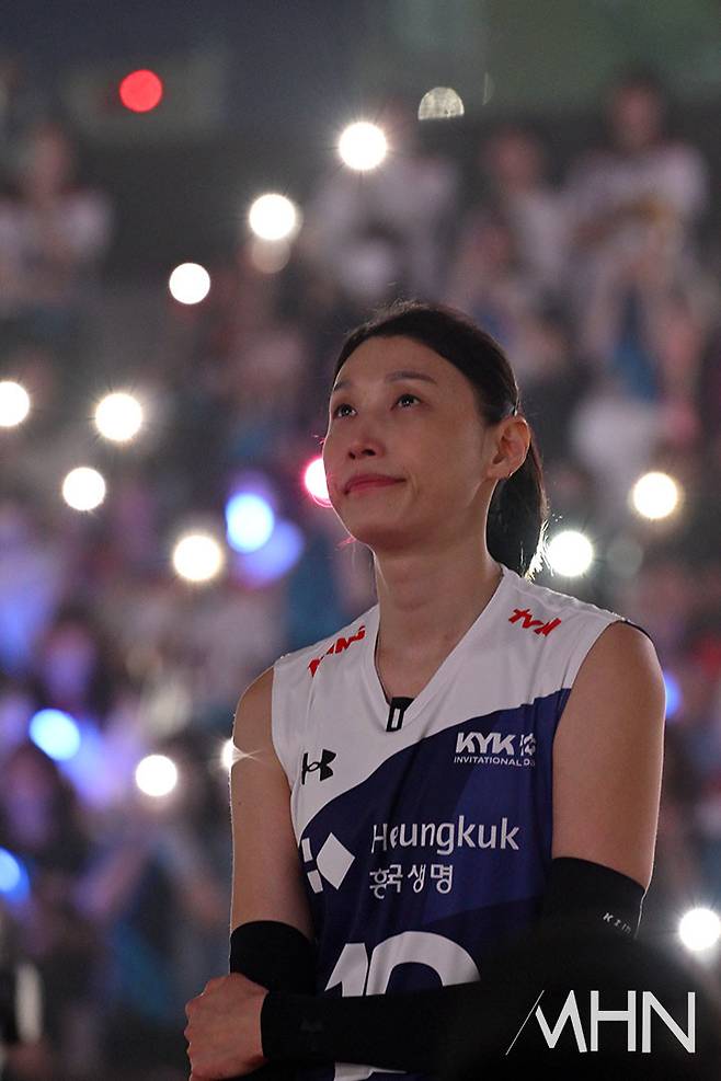 컴백! 김연경 귀환...흥국생명도, 팬들도