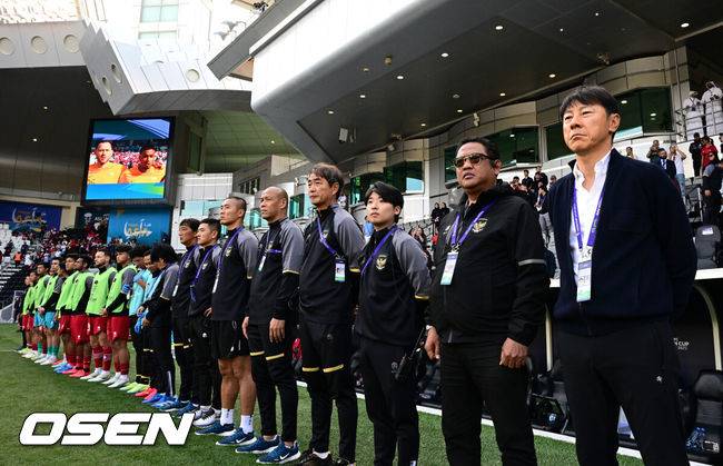 '인니 선넘었다!!' “신태용 감독 울산 부임 시 인니 코치 동행 가능성” 인니 매체 선넘은 전망