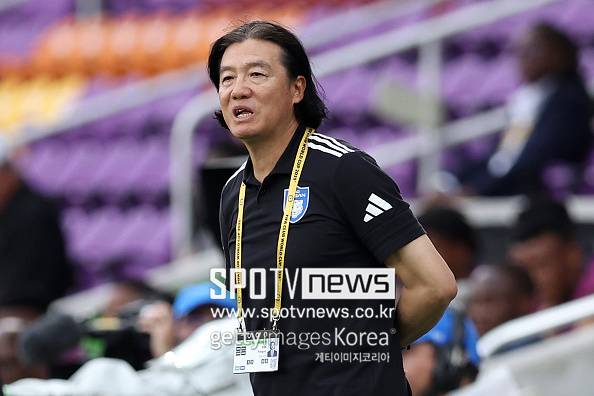'손흥민-이강인도 당했다' 호평 일색이던 기적의 사령탑, 이제는 씁쓸한 퇴장...떠나는 길에 박수는 없었다