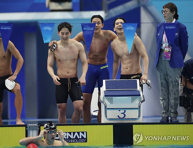 한국 남자 혼계영 400ｍ서 세계선수권 첫 결승 진출…예선 8위