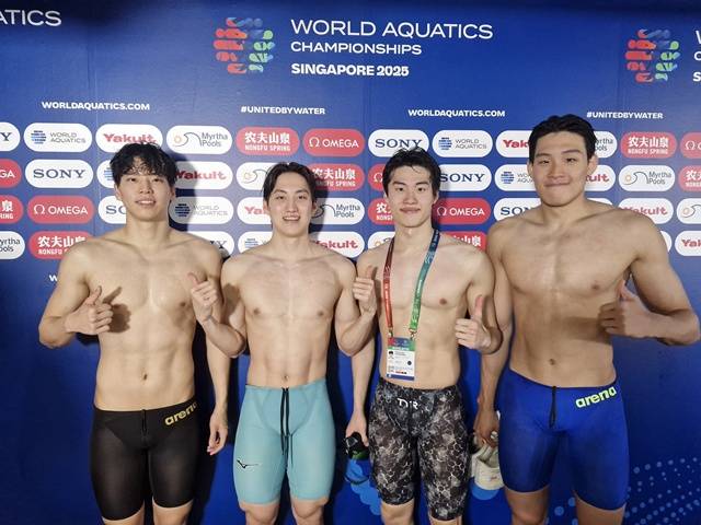 '中을 이기다니!' 韓수영 새 역사 썼다→'황선우 활약' 남자 혼계영 400m, 세계선수권 첫 '결선행'