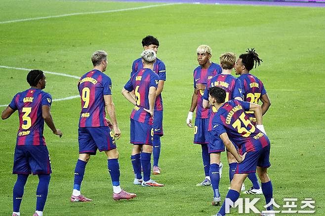 서울 이어 대구도 대파! 바르셀로나, 메시 잇는 축구의 신 야말 앞세워 환상의 축구 쇼 마쳤다···‘바르사, 대구에 5-0 대승’ [MK현장]
