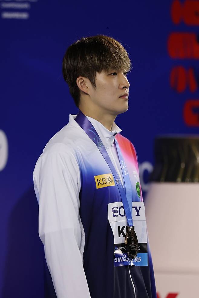 '5연속 메달 신화'…김우민·황선우