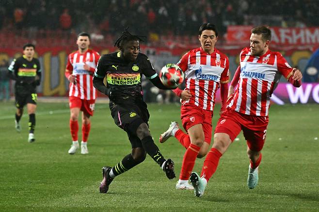 '韓 축구 대형 경사 예고' 대한민국 차기 송종국, 꿈에 그리던 '英 이적' 다가온다...