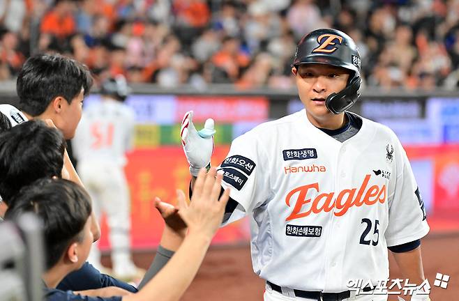 'LG에 쫓기는' 한화, 1번 김태연→2루수 하주석…KT 패트릭 상대 선발 라인업 공개 [대전 현장]