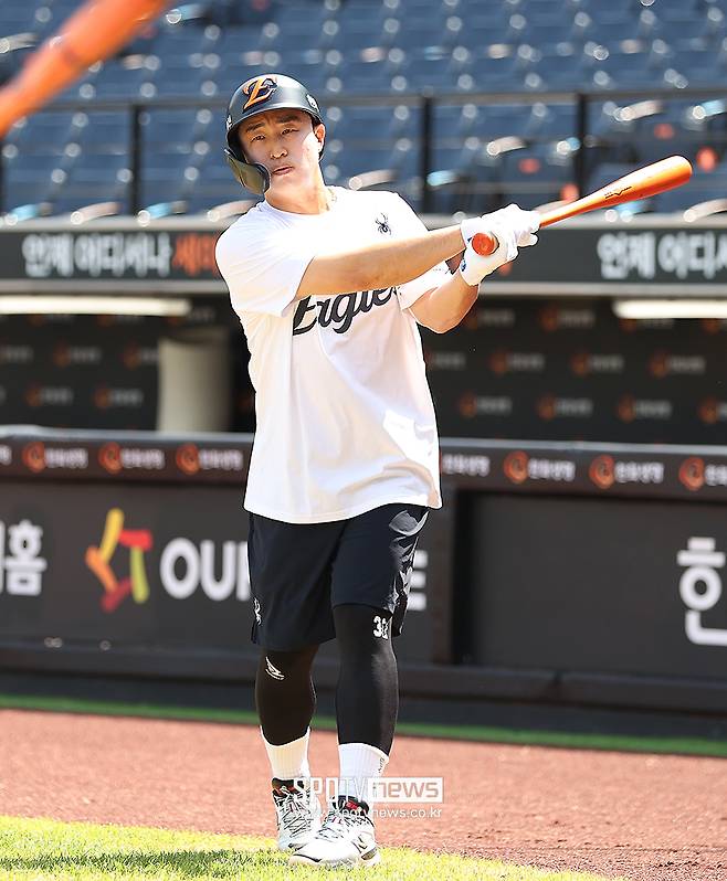 '한화 타선에 불붙인다' 대전구장 도착한 손아섭…타격 훈련하며 1군 복귀 시동