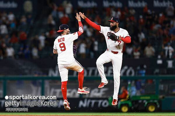 '홈런 조공' 비웃음 사던 만년 유망주 드디어 터지나? 벌써 시즌 22홈런, '포스트 트라웃'이 껍질을 깬다