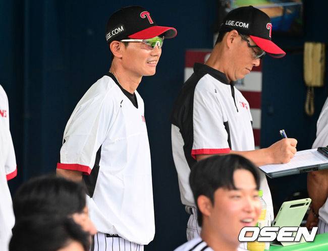 ‘이건 기적이야’ LG 2주 만에 5.5G차 뒤집다니, 한화 어떻게 2위로 끌어내렸나 “우리는 늘 1위 욕심이 있었다”