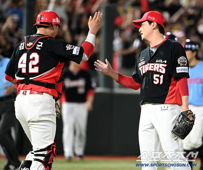 '156㎞ 강타' 이 선수가 후반기 1위입니다, KIA 반등 선봉장…