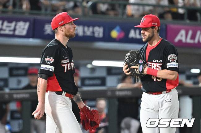 154km까지 뿌렸는데, 제구가 말썽...올러 복귀전, 시즌 최다 4볼넷-5실점 강판 [오!쎈 부산]