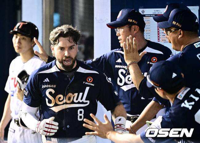 ‘하루만에 1위 뺏기다’ LG 불펜, 홈런 3방 맞고 무너지다…두산 초대형 트레이드 주인공, 721일 만에 홈런→결승타 웃다 [잠실 리뷰]
